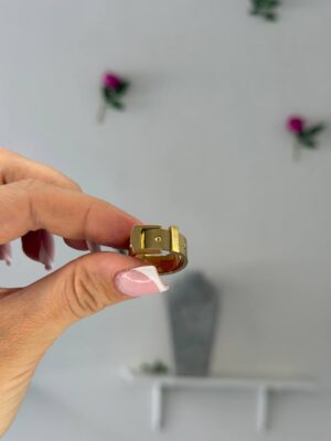 Δαχτυλίδι από ανοξείδωτο ατσάλι σε χρυσό χρώμα (Y156)